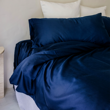 Load image into Gallery viewer, Deep Blue Quilt Cover