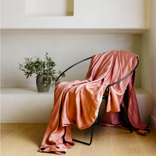 Load image into Gallery viewer, Peach Quilt Cover