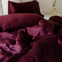 Load image into Gallery viewer, Plum Quilt Cover